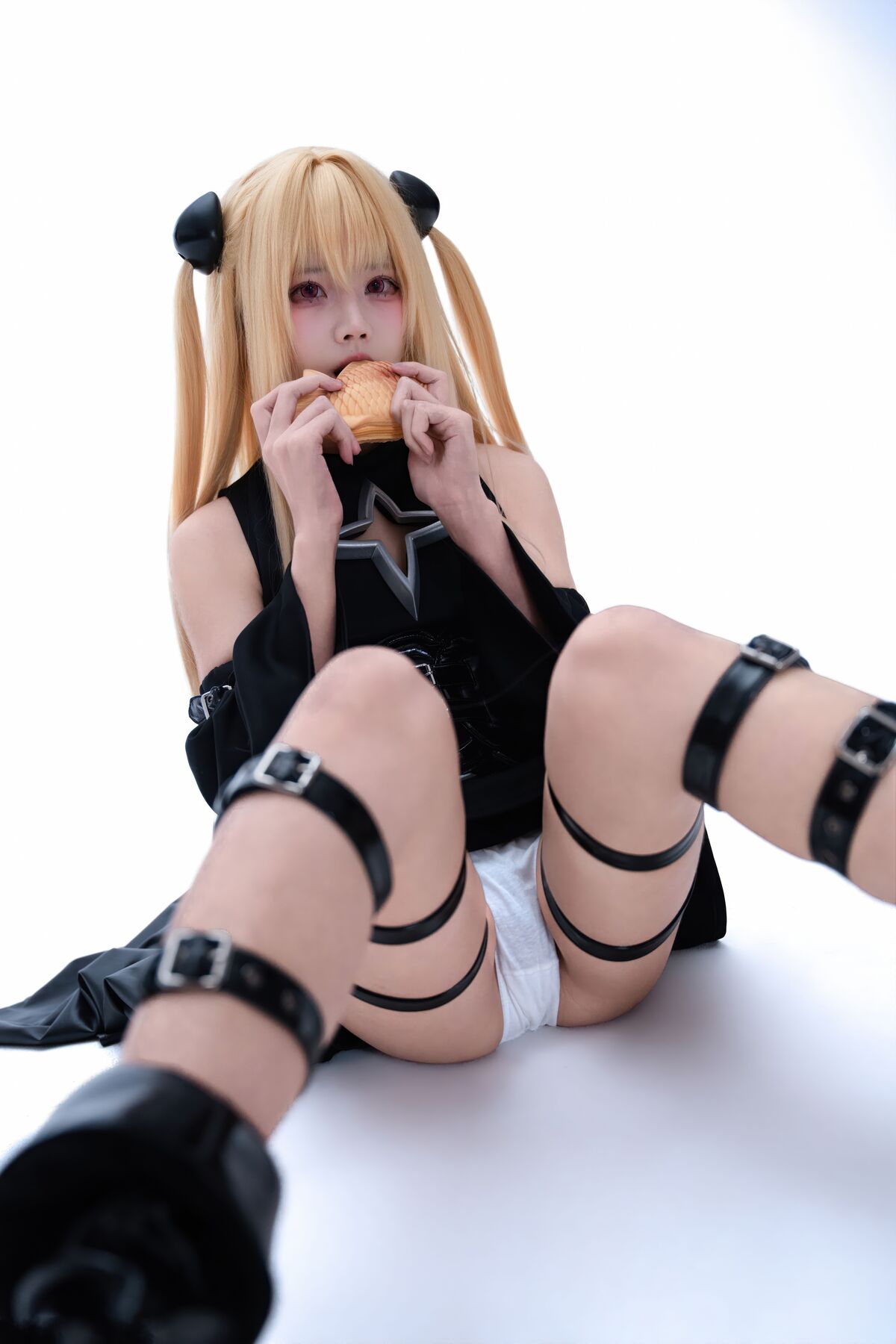 Coser@清水凪 - 出包王女 金色暗影 (39P) 第22张图