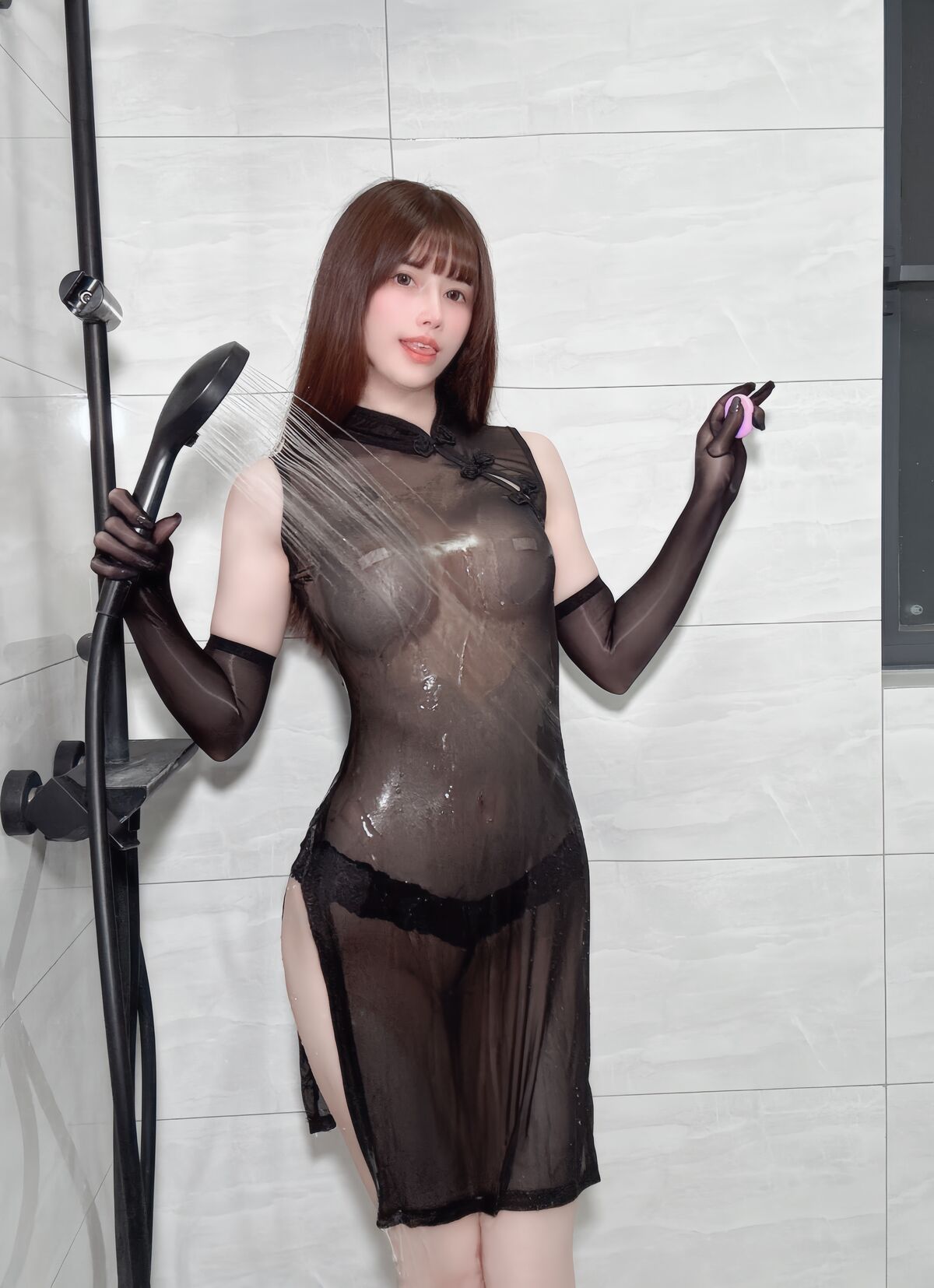 Coser@鹿八岁 - 透明旗袍浴室 (53P) 第6张图